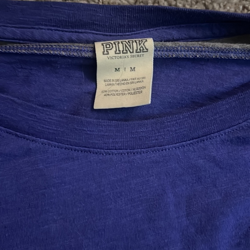 Victoria’s Secret PINK long sleeve t - Picture 3 of 3